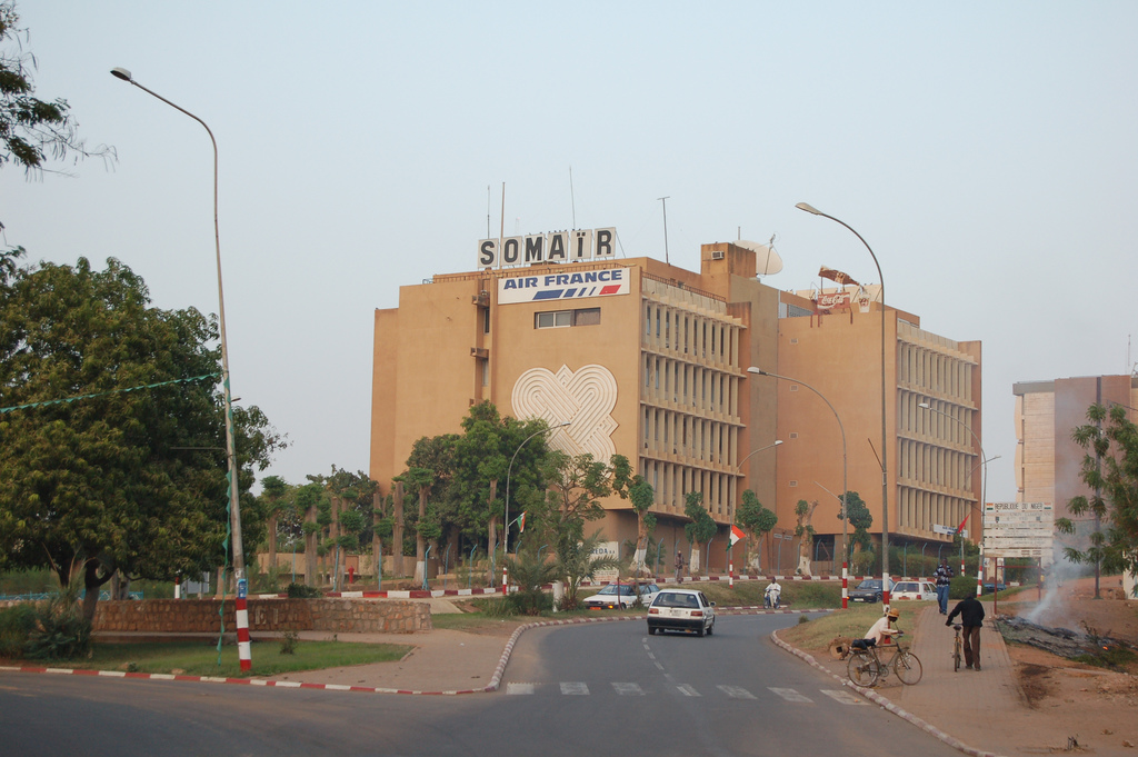 somair building niamey 2006